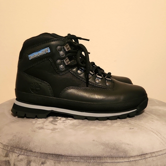 Timberland Shoes - Timberland Size 7 Women's Boots *Never Worn*